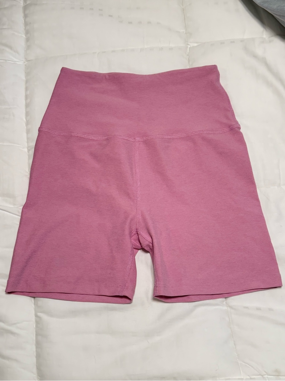 Beyond Yoga Spacedye 5” inseam Pink Women's Bike Shorts
